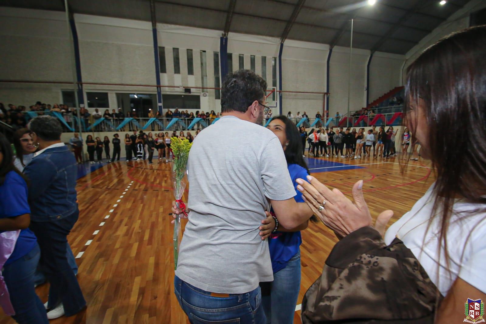 E A RAINHA 2023 É DA EMEB NAZARETH - BRENDA LEE - EMEB Profª Nazareth ...